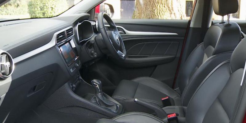 MG ZS Hatchback interior